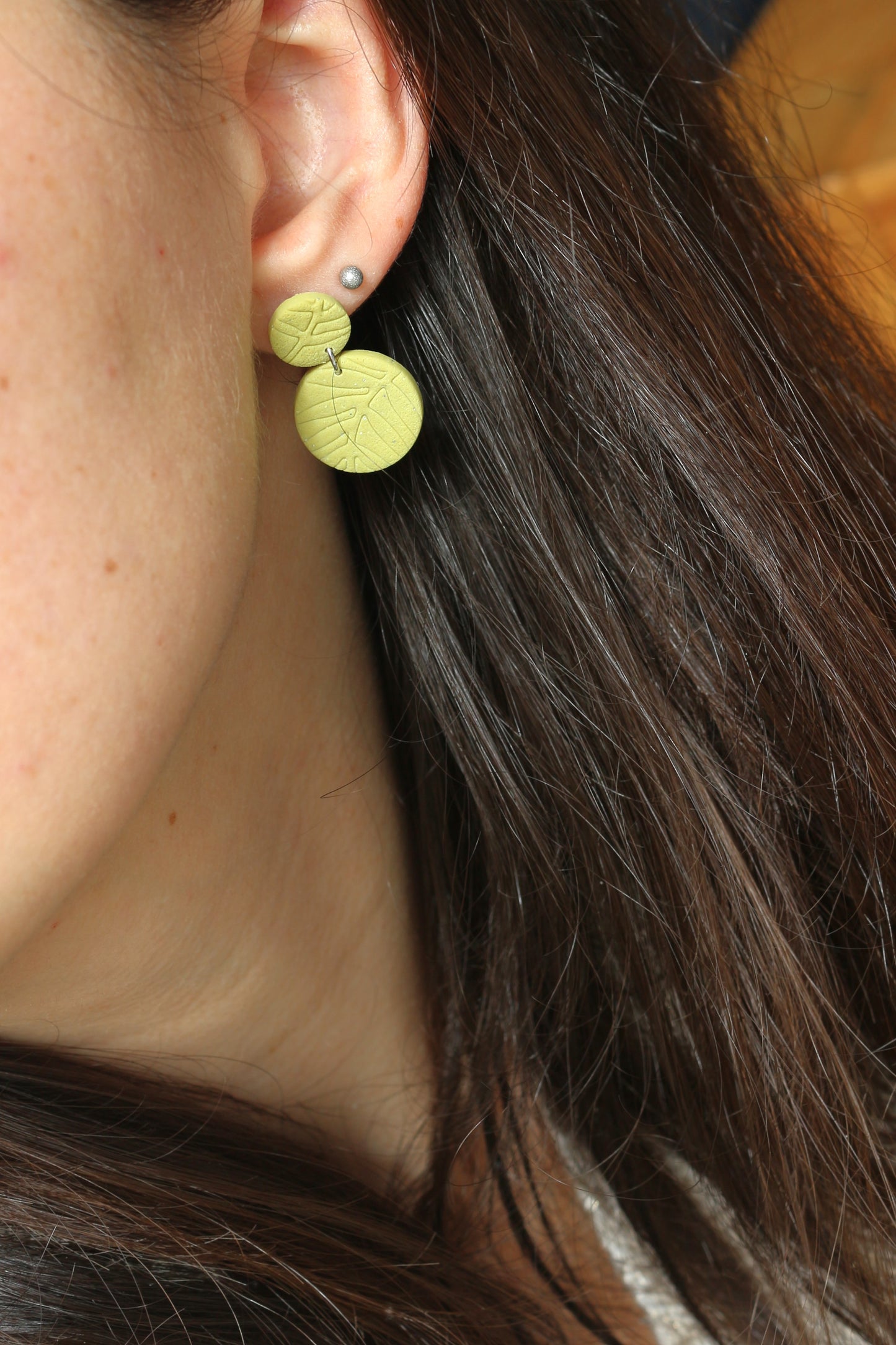 Boucles d'oreilles Camille - feuillage vert poudré- 1 seul exemplaire