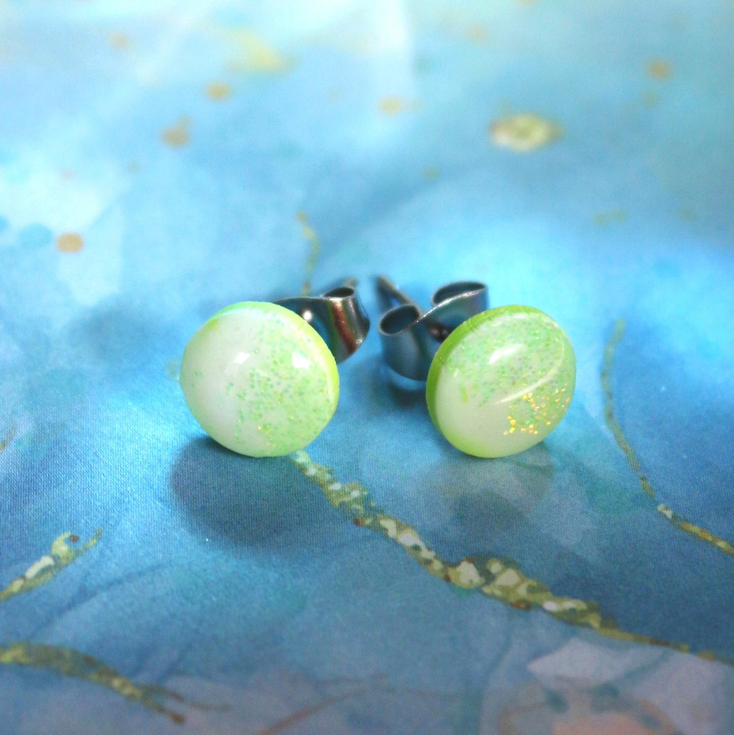 Boucles d'oreilles Chlorophyle 8mm - 1 seul exemplaire