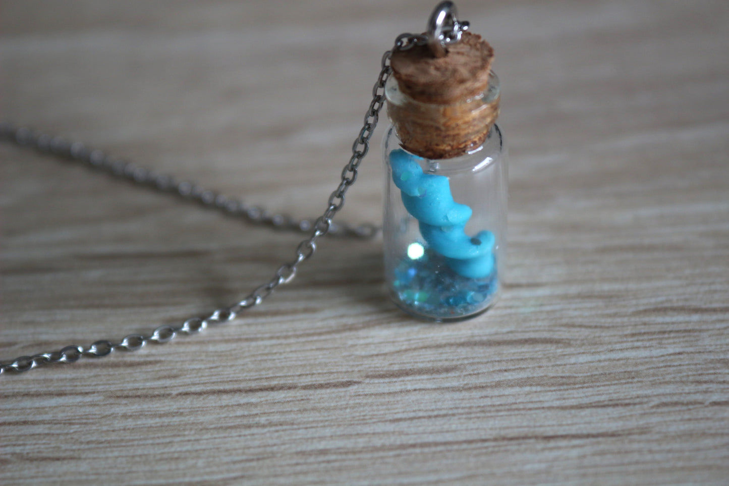 Collier Corne de Licorne Bleue - 1 seul exemplaire