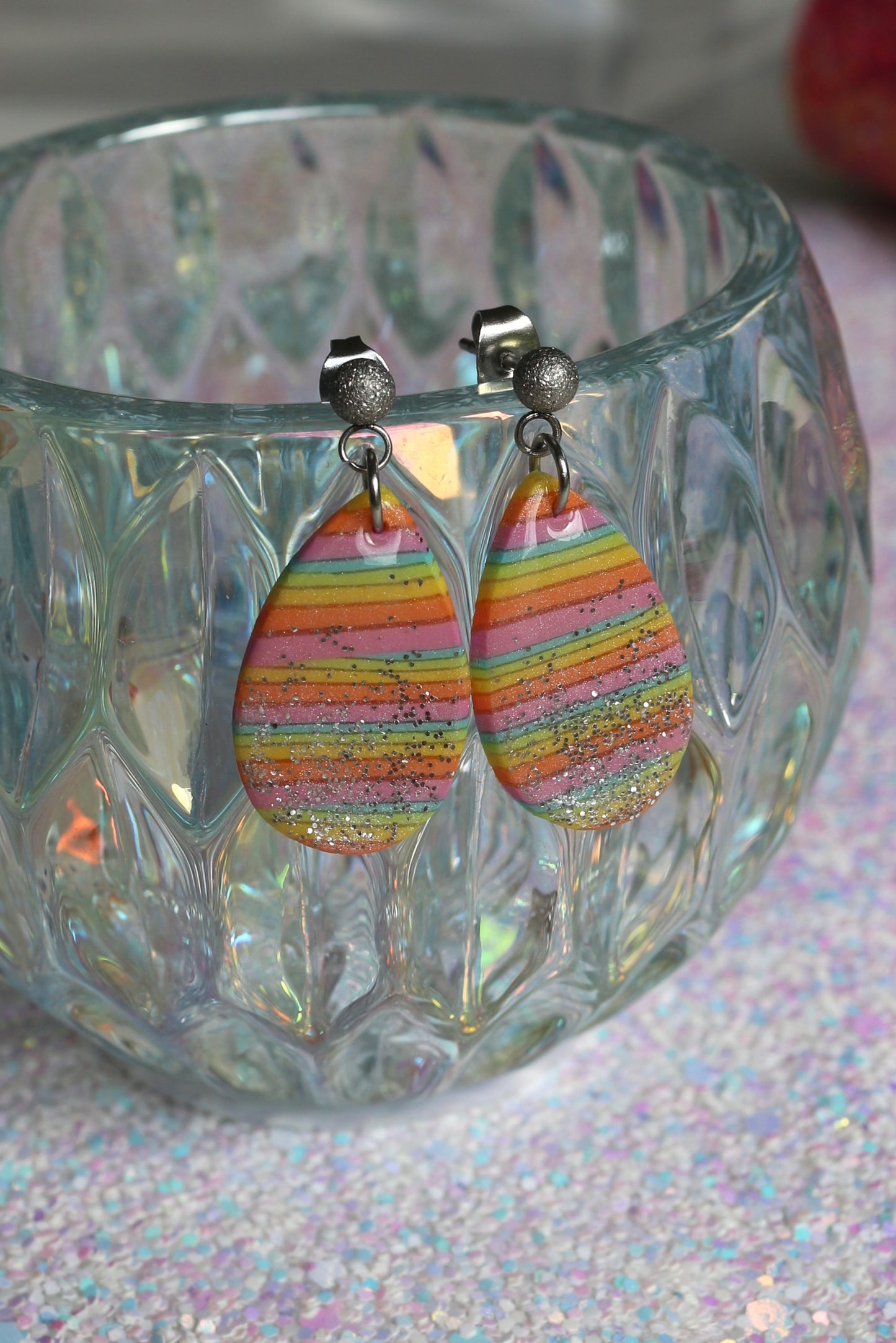 Boucles d'oreilles Lou - Arc-en-ciel pailleté