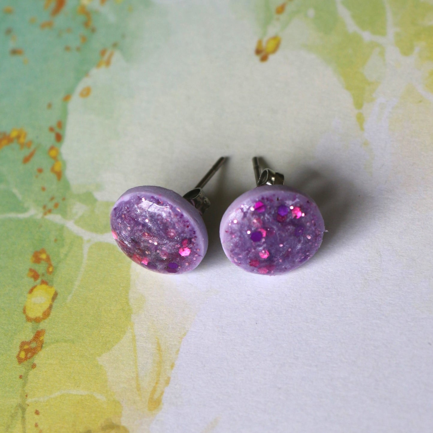 Boucles d'oreilles Éclat violet- 1cm