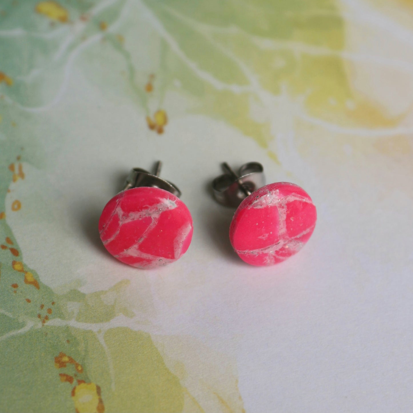 Boucles d'oreilles So pink - 1cm